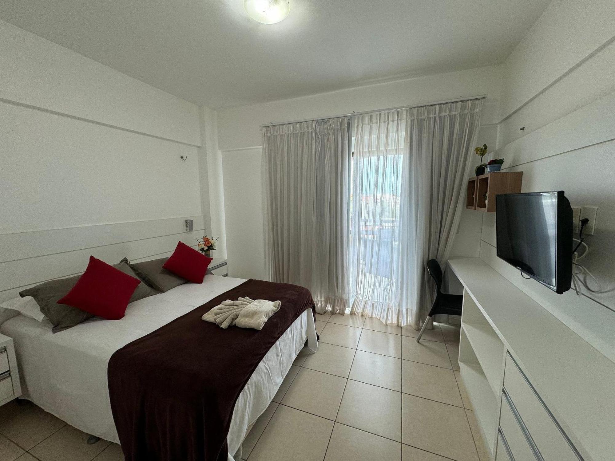 Apto. Beverlly Hills, Prox. Park *